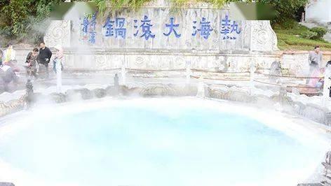 章鱼喷墨汁
