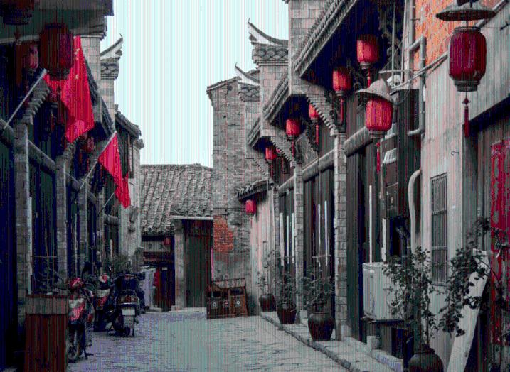 be rich in和be rich of的区别是什么？游戏画面